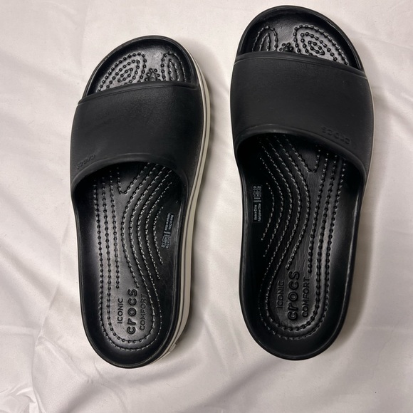 CROCS Black Slide Sandals - Picture 2 of 9